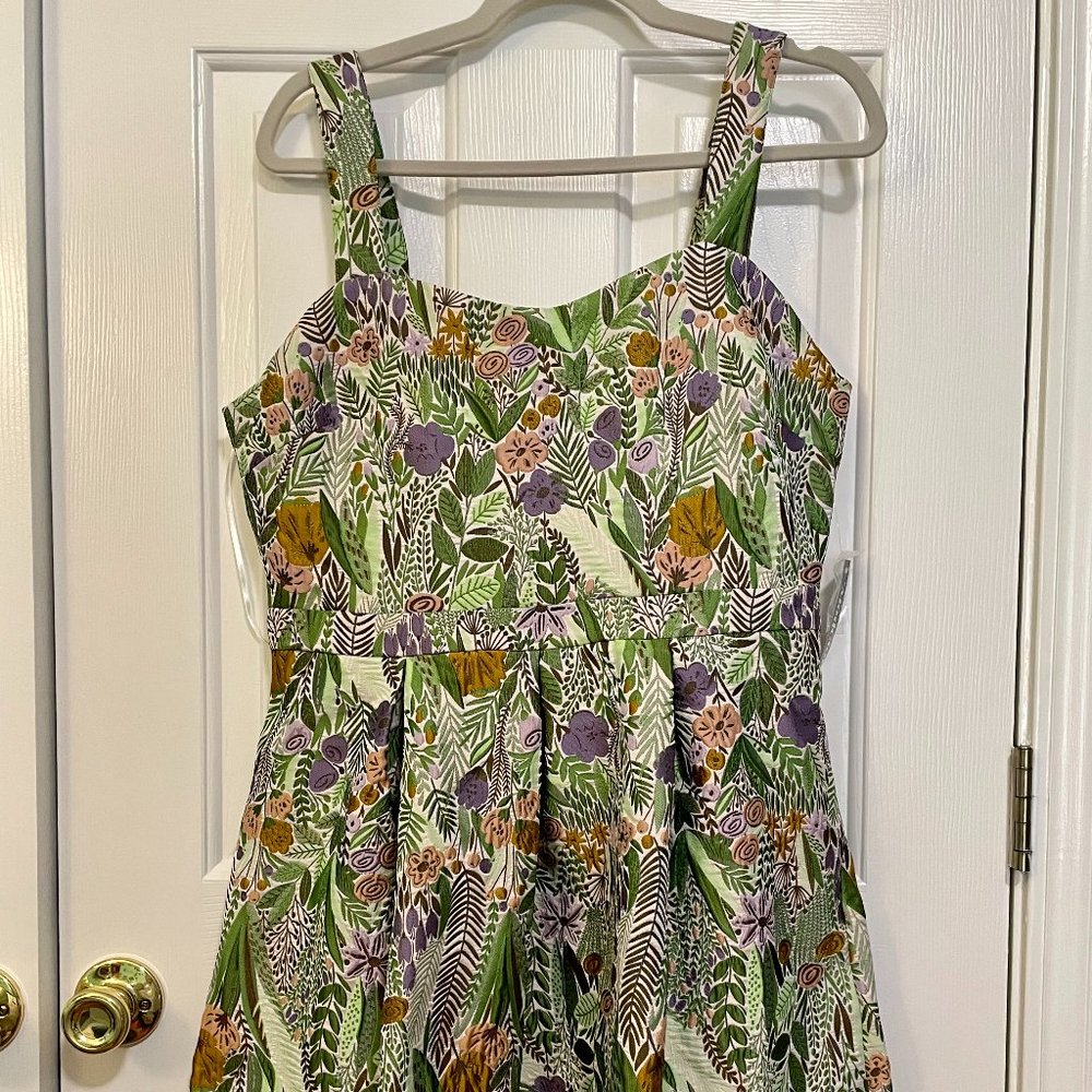 ModCloth A Spring Garden Fling Floral Fit and Flare Dress Size 10 - NWT